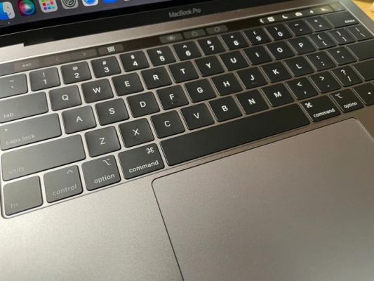 macbookpro开机键在哪个文件夹（macbookpro2020开机键是哪个）-图2