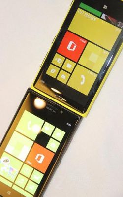 nokia925和Nokia928哪个好?（诺基亚925和830）