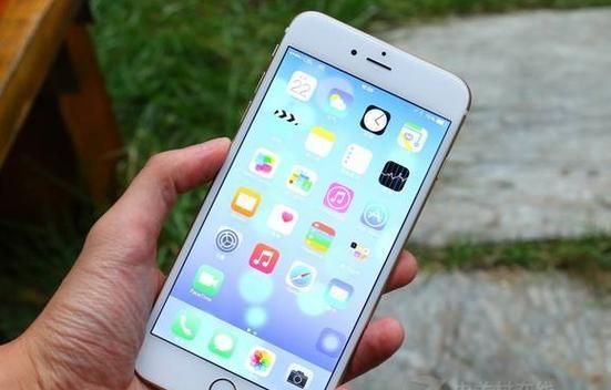 4s适合ios8的哪个版本（苹果4s用ios8卡不卡）