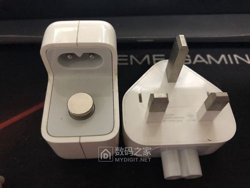 怎么拆开ipad充电器（ipad充电器拆卸）-图2