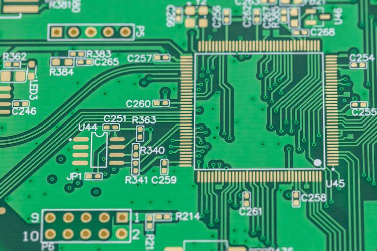 汽车用pcb国家标准（汽车用pcb工艺标准）