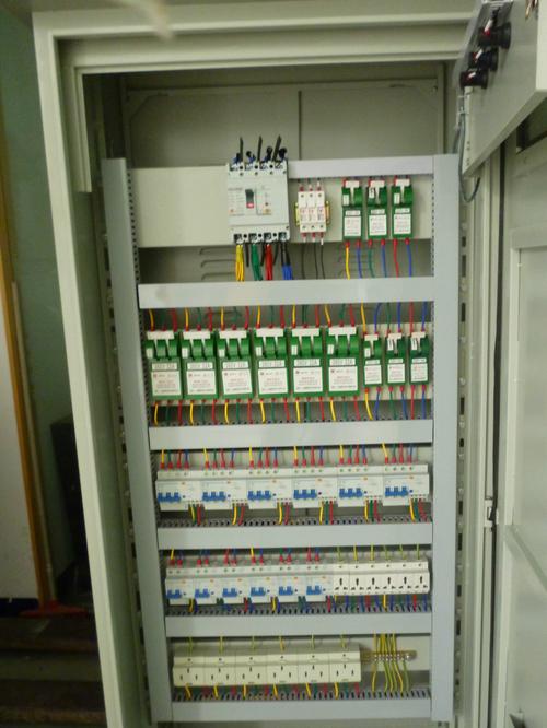 电器柜线路安装标准（电气电柜安装规范）