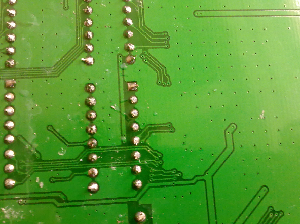 pcb怎么放置大量接地过孔（pcb怎么放置大量接地过孔线）