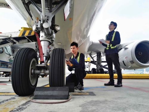 飞机在空中设备散热（飞机在空中设备散热吗）-图1