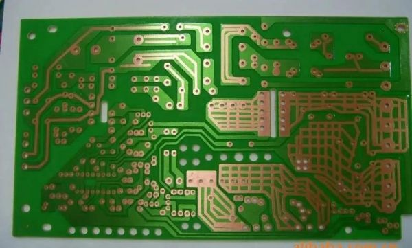 pcb漏铜标准（pcb板露铜）-图1