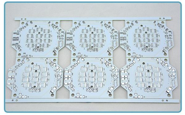 pcb板白油高度标准（pcb板白油高度标准规范）